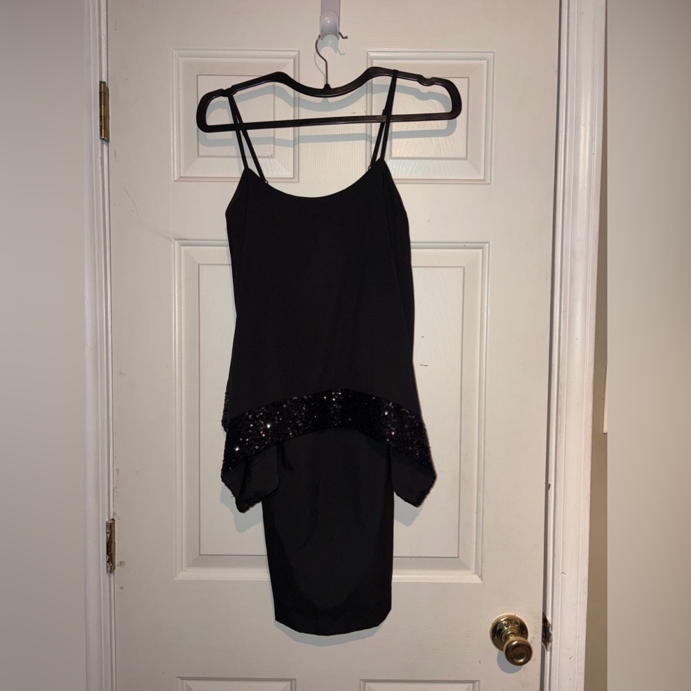 Gianni Bini little black sequined cocktail holiday dress size small (2-4)